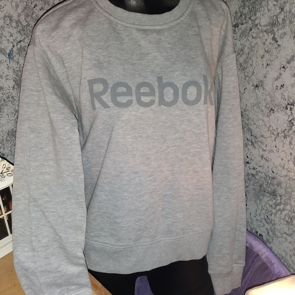 Reebok Sweatshirt